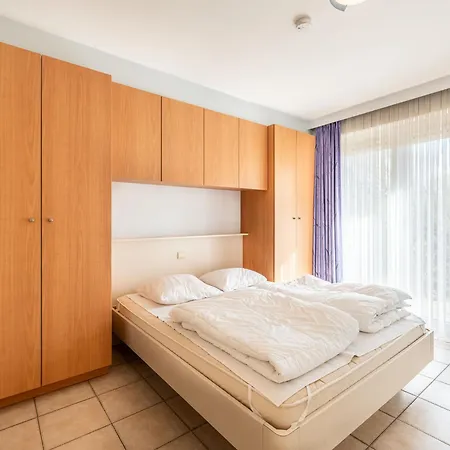 Modern 1St Floor Apartment In Oostduinkerke * Oostduinkerke